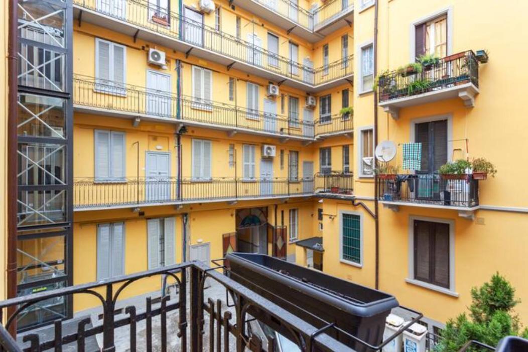 Isola And Zara Comfortable Apartment 米兰 外观 照片