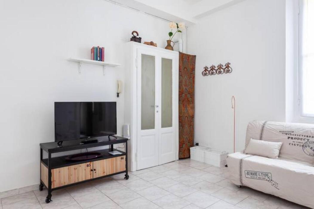 Isola And Zara Comfortable Apartment 米兰 外观 照片